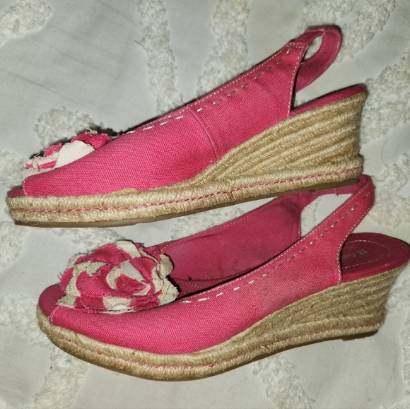PINK WEDGES! - Picture 6 of 6